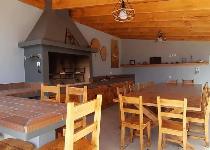 A Casa Do Gois - In *